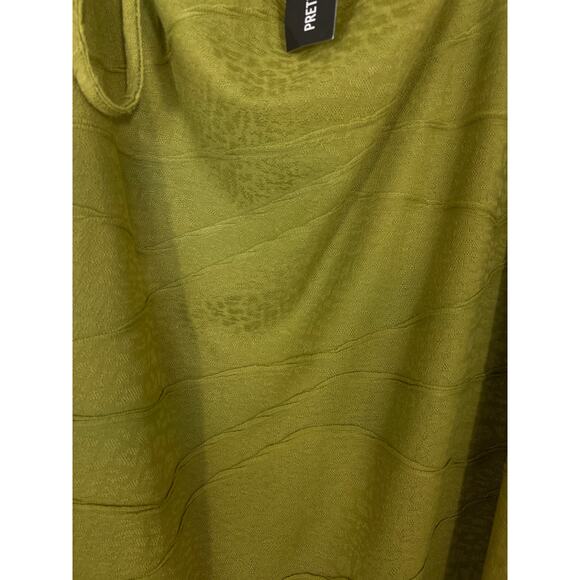 PrettyLittleThing Olive One-Shoulder Ruched Textured Midi Dress | Size 18 - Picture 9 of 9